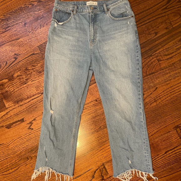 Abercrombie & Fitch Denim - Abercrombie and Fitch Ultra High Rise Kick Flare Jean 31/12R